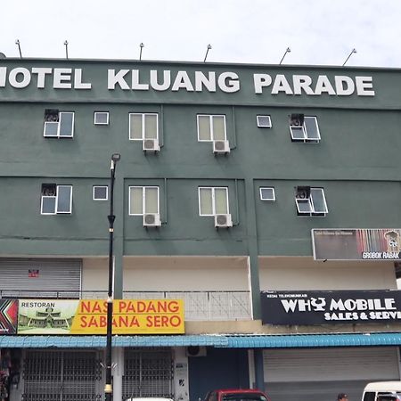 Room V At Kluang Parade Near Bus Stop Keluang Kültér fotó