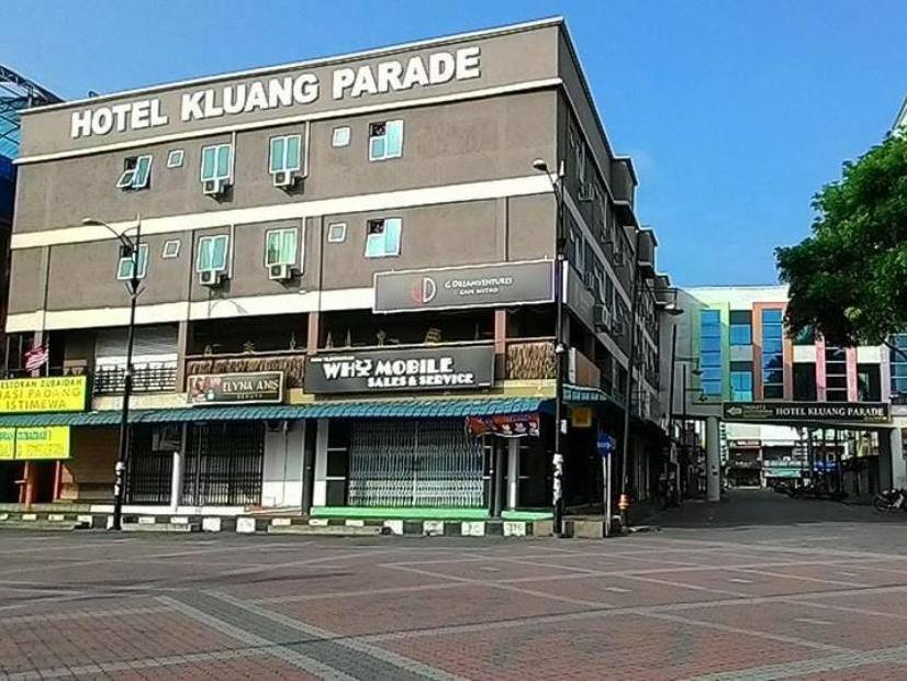 Room V At Kluang Parade Near Bus Stop Keluang Kültér fotó